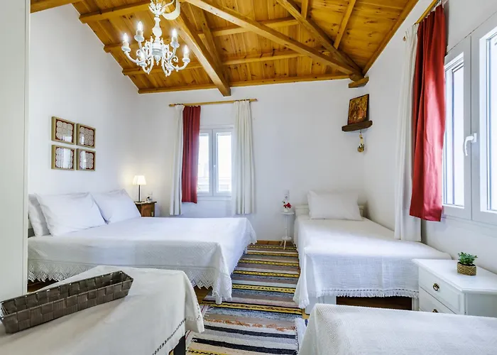 Avli - Case de vacanță